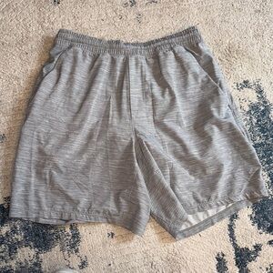 lululemon athletica Men's Athletic Gray Shorts with Liner